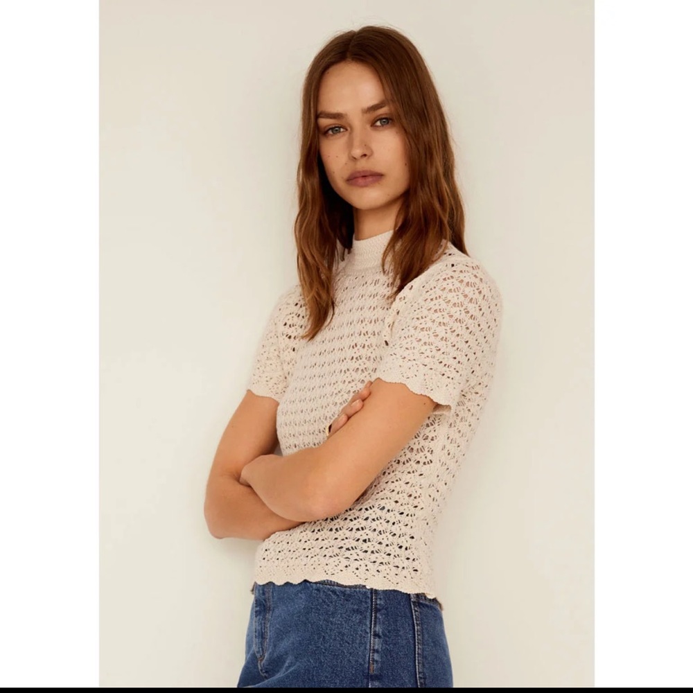 NWT MANGO Crochet Top in Ecru Size Small